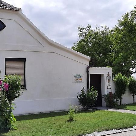 Ferienwohnung Haus Wegleitner Apetlon Exterior foto
